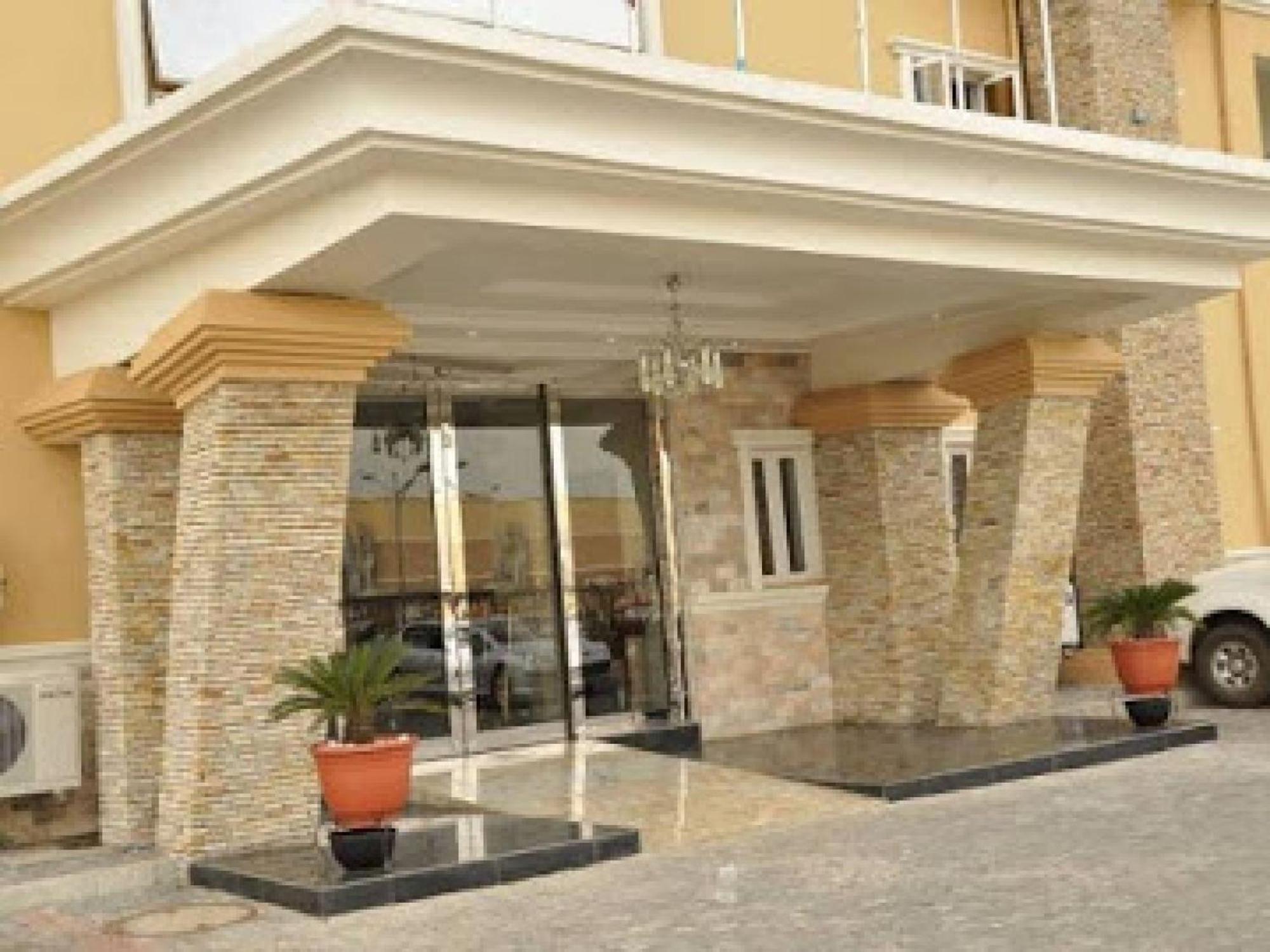 Room In Lodge - Nippon Grand Hotels Jabi المظهر الخارجي الصورة