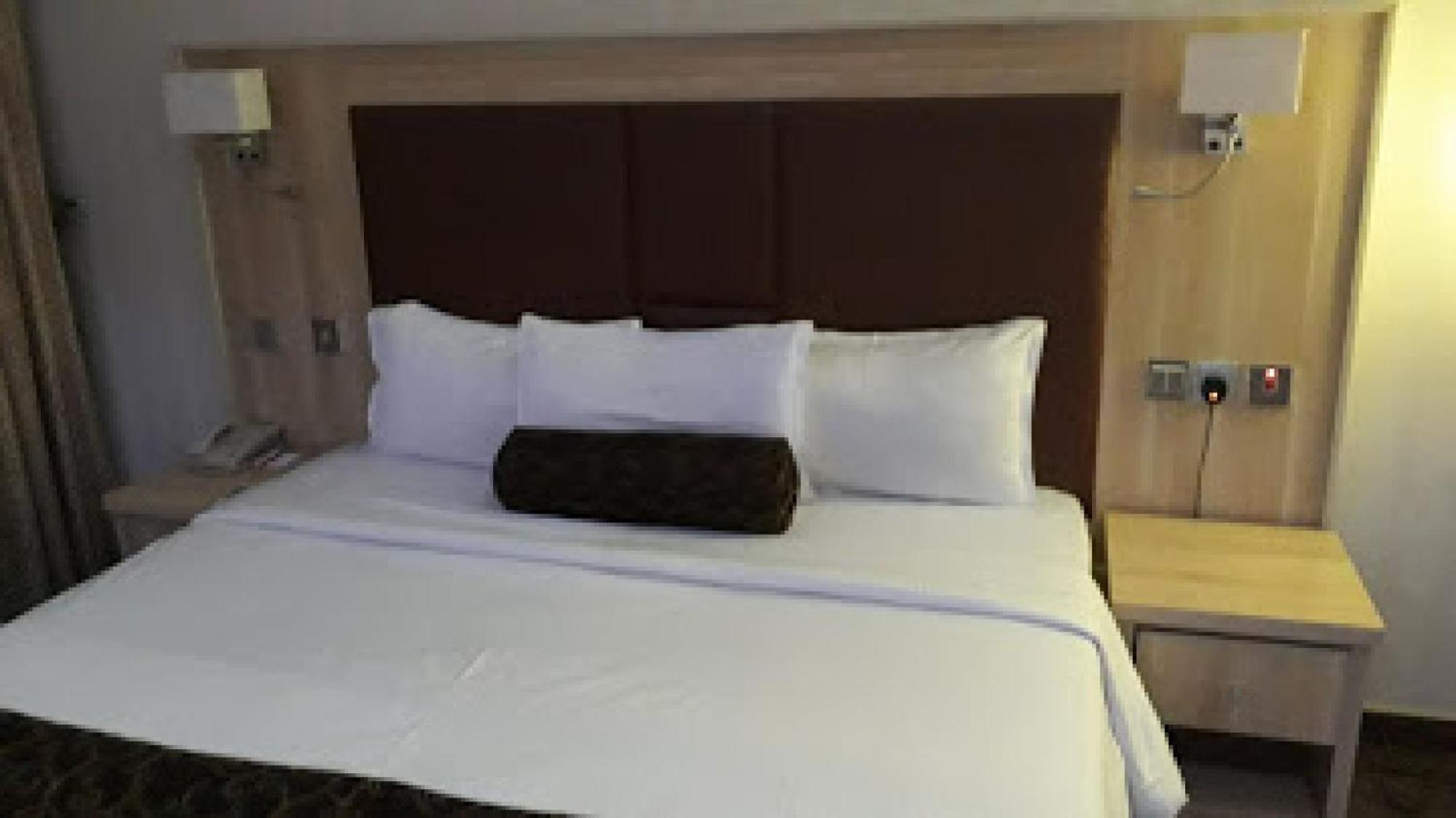 Room In Lodge - Nippon Grand Hotels Jabi المظهر الخارجي الصورة