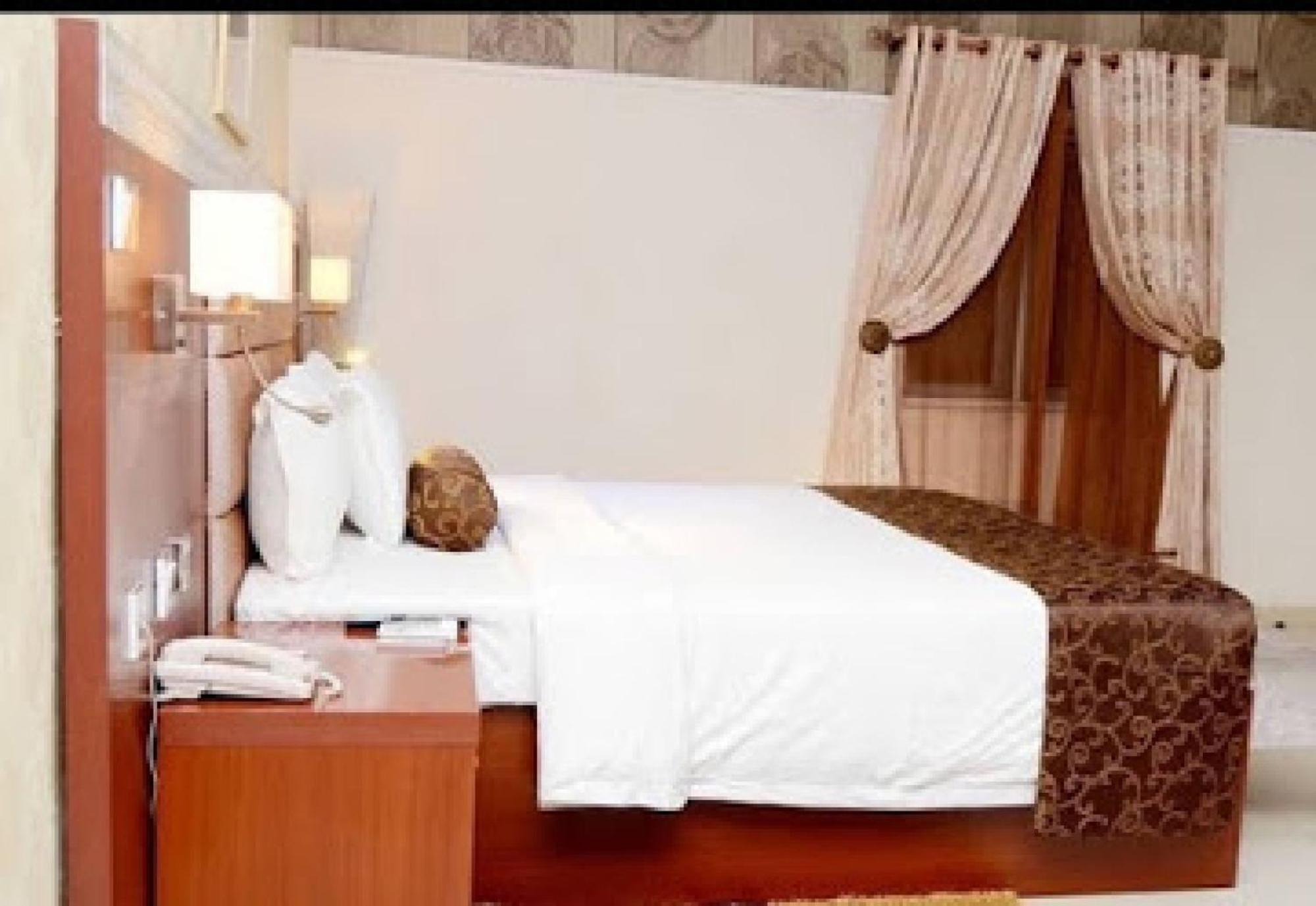 Room In Lodge - Nippon Grand Hotels Jabi المظهر الخارجي الصورة